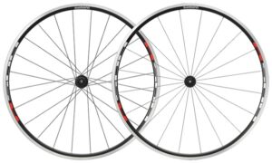 Shimano Hjulsæt 10 Speed - WH-R501 Til Dæk og slange - Sort/Rød