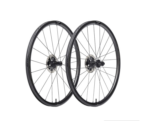 Scope R3. Allroad disc carbon hjulsæt Shimano sort