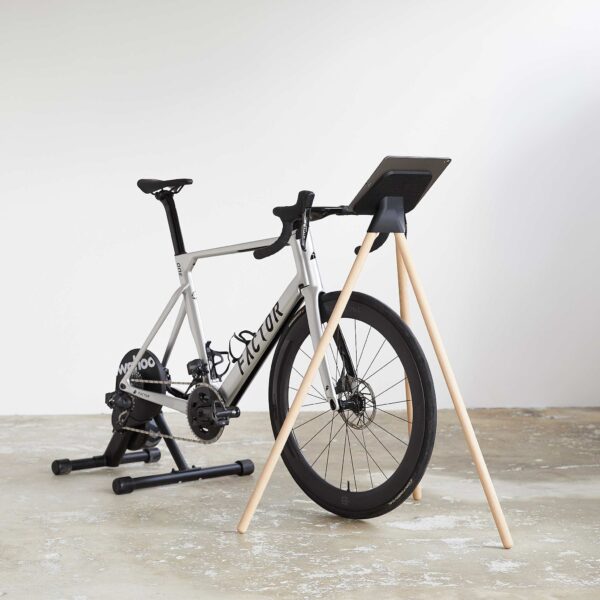 Tons iPad Stand med mobilholder smoked oak