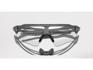Oakley Radar ev s path - Cykelbriller - Clear to black iridium photochromic - Steel